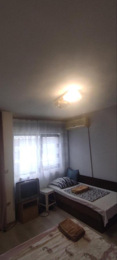 Apartment Ivaylo Varna Exteriör bild